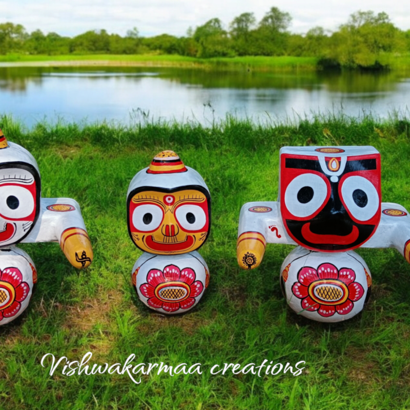 Swetavarnam Chaturdha Murti, Lord Shri Jagannath with their siblings and sudarshan