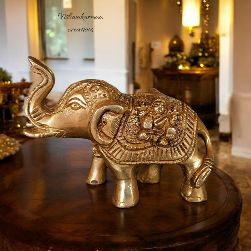 Bronze elephant