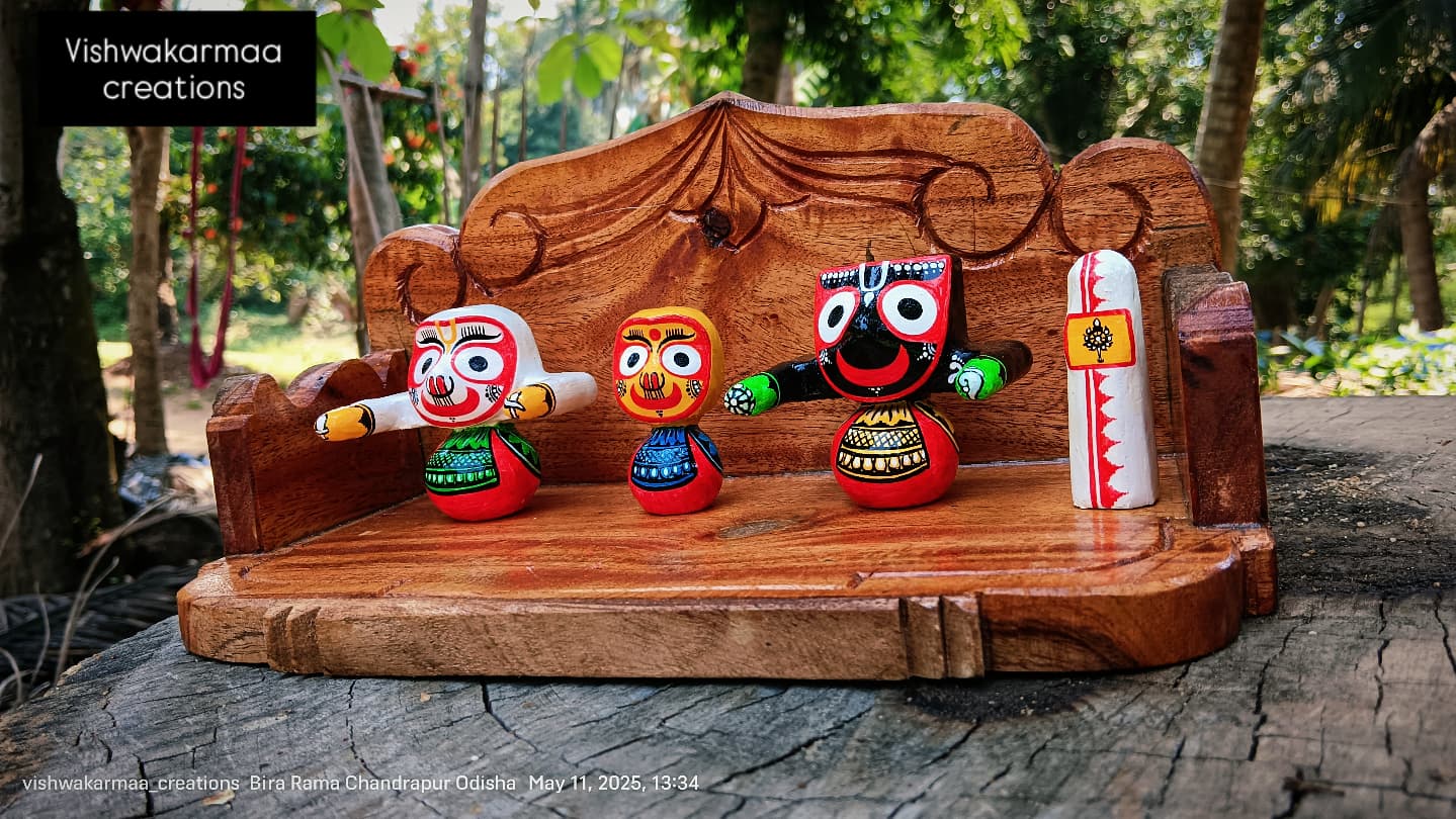 Jagannath Balabhadra Subhadra Sudarshan Murti with Wooden Singhasana – Pure Neem Wood Handcrafted in Puri - Image 6
