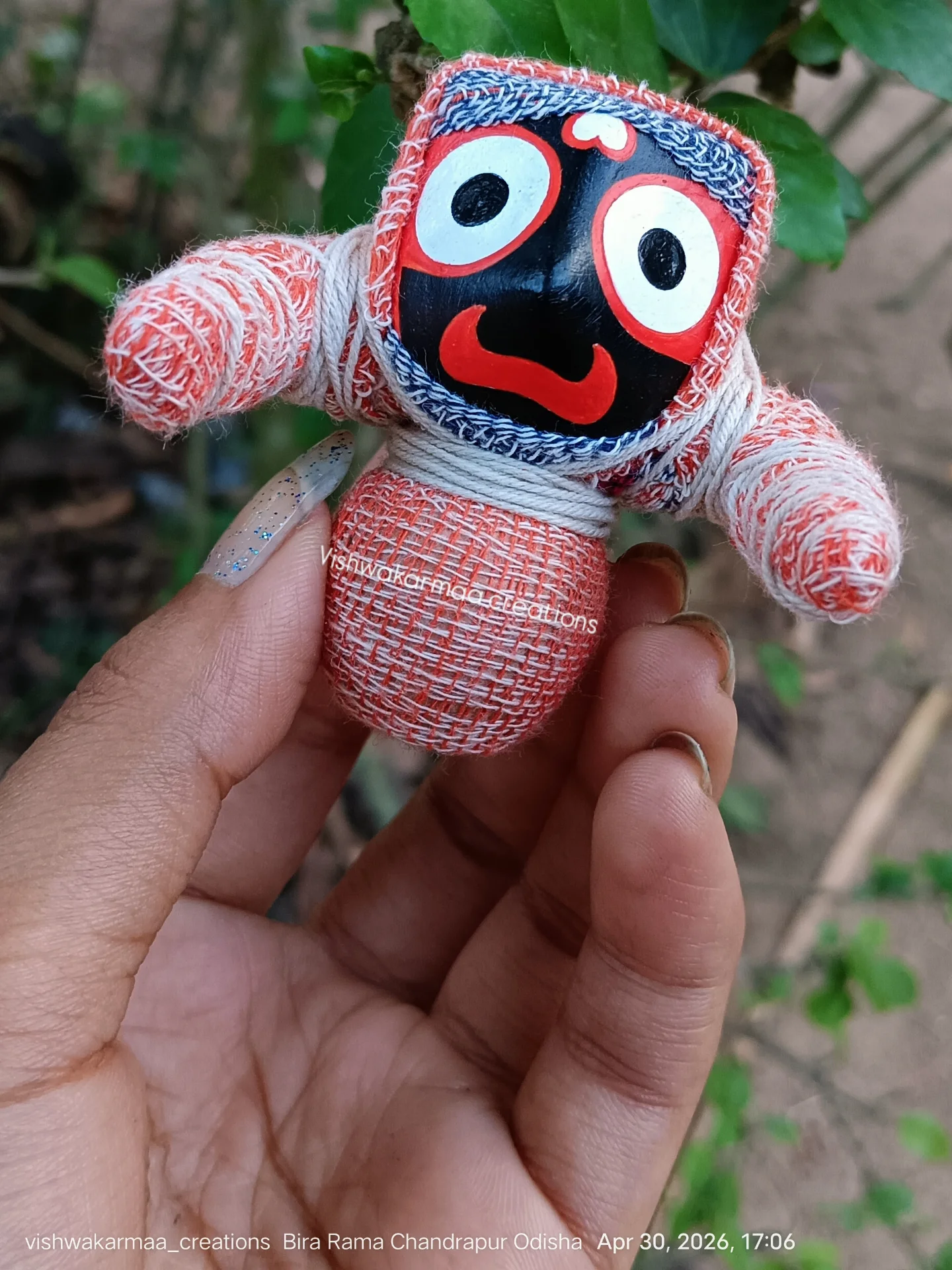 Jagannath Murti in Traditional Besha – Pure Neem Wood Handcrafted in Puri - Image 2