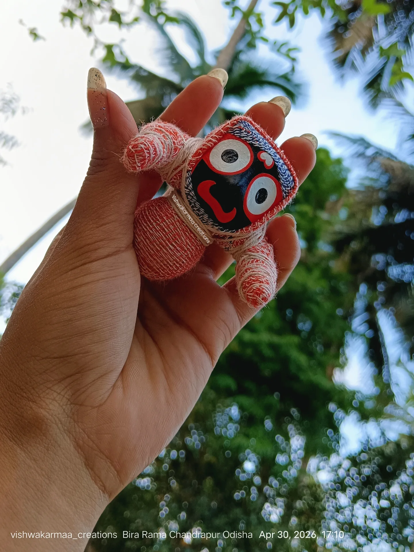 Jagannath Murti in Traditional Besha – Pure Neem Wood Handcrafted in Puri